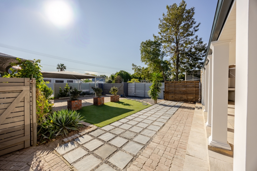 4 Bedroom Property for Sale in Belgravia Western Cape